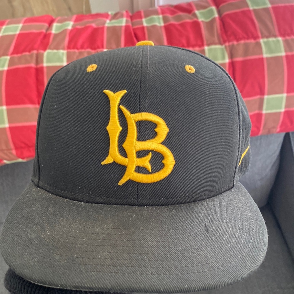 *TEAM ISSUED* Nike Dri-fit Long Beach State Dirtbags Hat size 7 1/2 (60 cm)